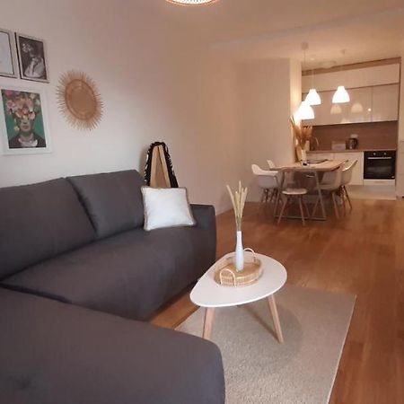 Lux Apartment Portovista بار المظهر الخارجي الصورة