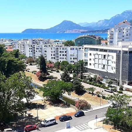 Lux Apartment Portovista بار المظهر الخارجي الصورة