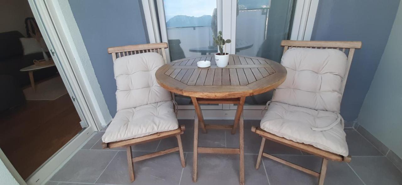 Lux Apartment Portovista بار المظهر الخارجي الصورة