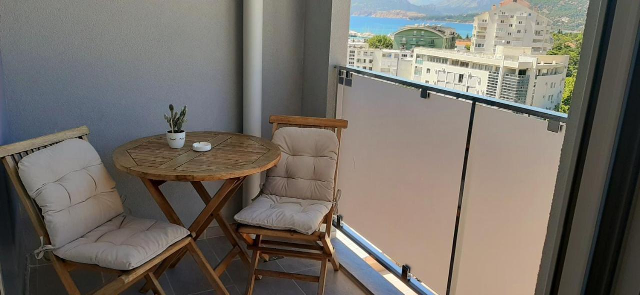 Lux Apartment Portovista بار المظهر الخارجي الصورة