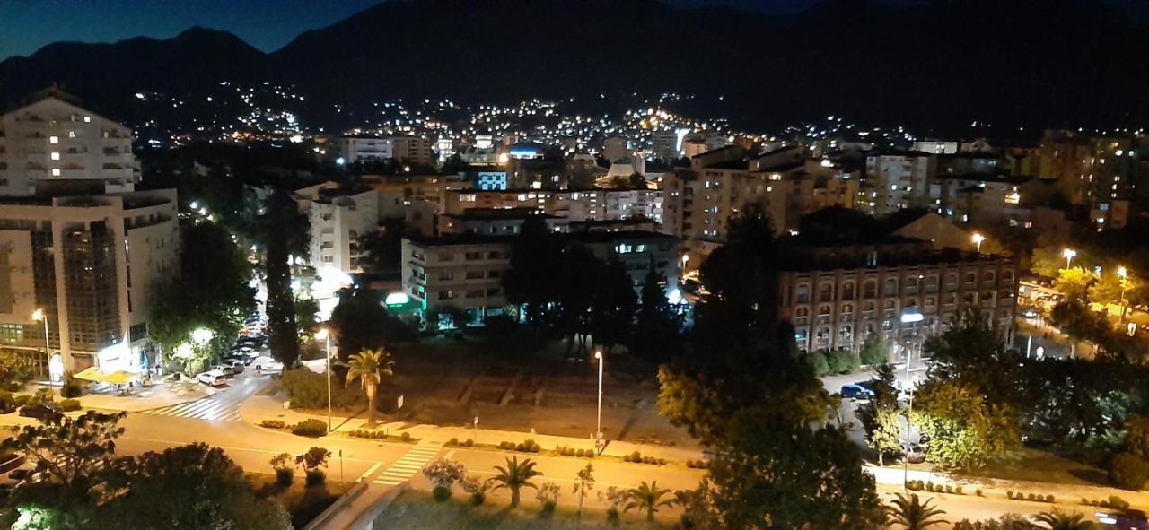 Lux Apartment Portovista بار المظهر الخارجي الصورة